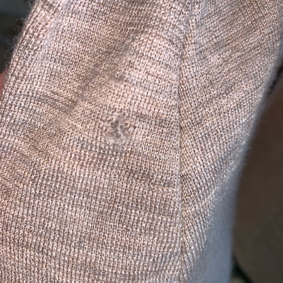 BCBG MAXAZARIA Tan 100% Warm Wool Soft Sweater XS - Picture 4 of 8